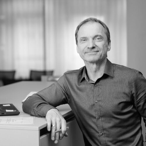 Dr. Udo Ammon<br><h6>(Dipl.-Chem)</h6>