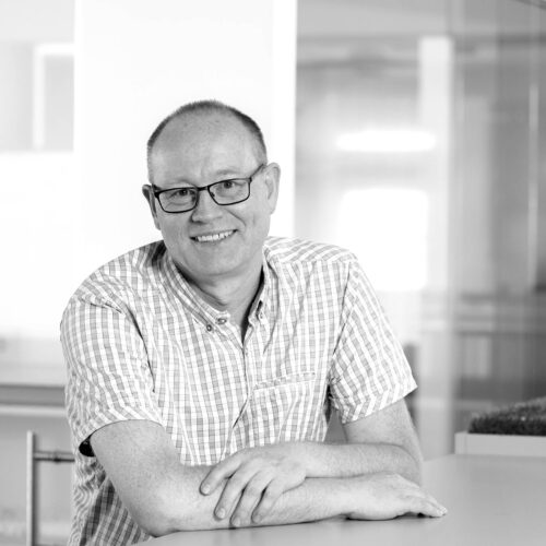 Jochen Fröhlich<br><h6>(Dipl.-Ing)</h6>